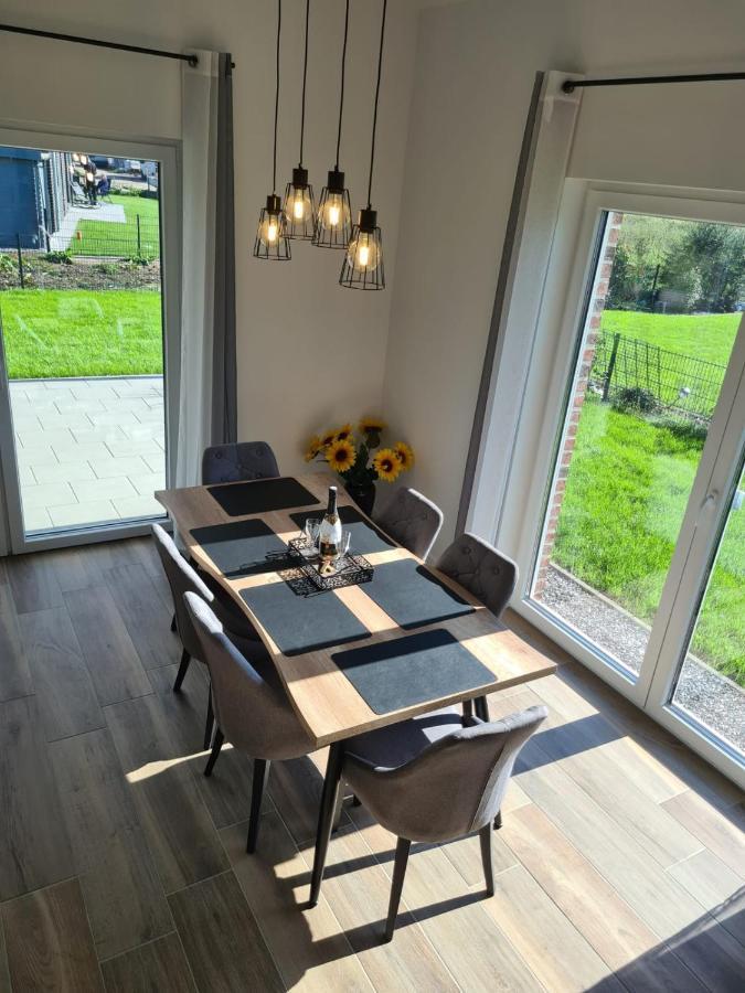 Haus Kuestenbrise - Urlaub Mit Hund An Der Kueste Mit Eigenen Garten, Sauna Und Gemuetlichen Kaminfeuer Schweiburg Zewnętrze zdjęcie